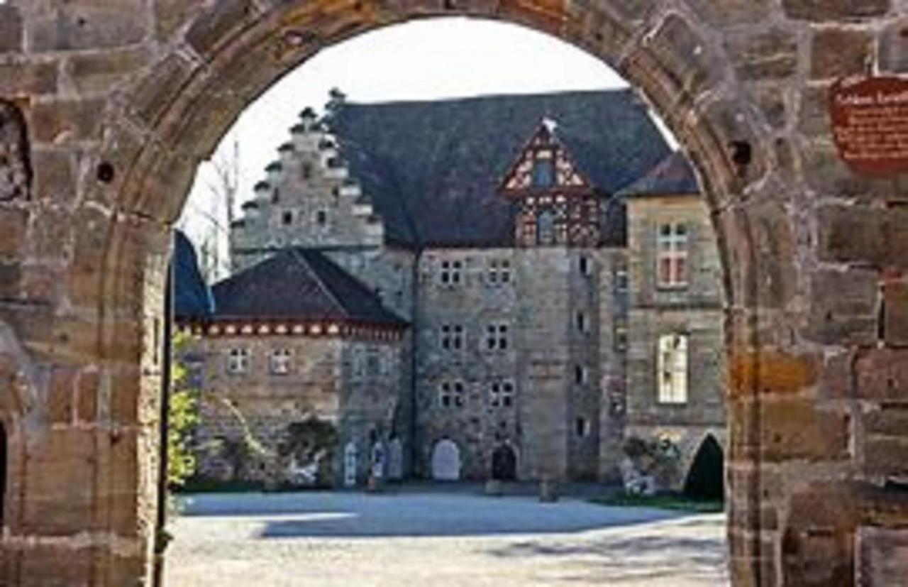 Gutsverwaltung Schloss Eyrichshof Ebern Exterior photo